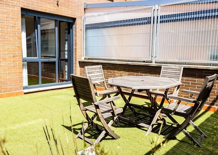 Myhousespain - Con Patio En Frente De La Playa * Gijón